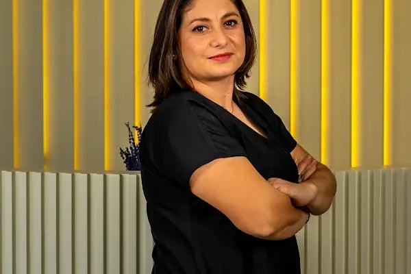 Focus Dental Clinic | Implant &amp; Smile Design Center | İmplant &amp; Gülüş Tasarımı Merkezi - Resim 19