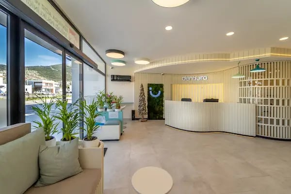 Focus Dental Clinic | Implant &amp; Smile Design Center | İmplant &amp; Gülüş Tasarımı Merkezi - Resim 2