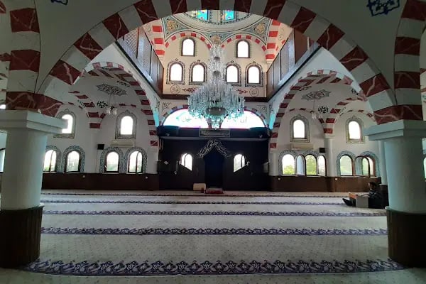 Gönül CAMİİ - Resim 4
