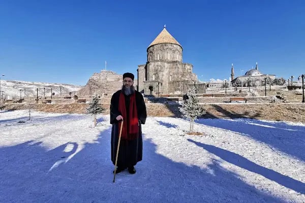 Merkez Kümbet Cami - Resim 17
