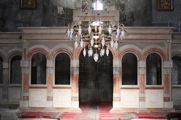 Merkez Kümbet Cami - Resim 7