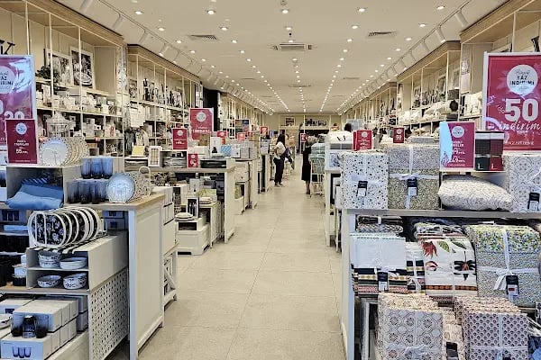Midtown Alışveriş Merkezi - Resim 16