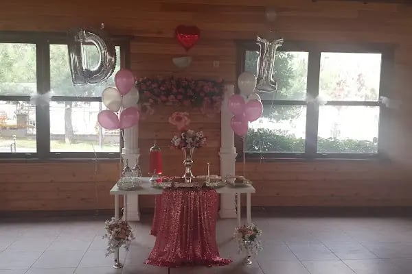 Emin BATMAZOGLU parki Yağmur Cafe - Resim 17
