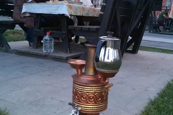 Emin BATMAZOGLU parki Yağmur Cafe - Resim 7