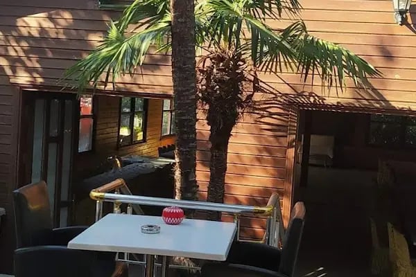 Emin BATMAZOGLU parki Yağmur Cafe - Resim 9