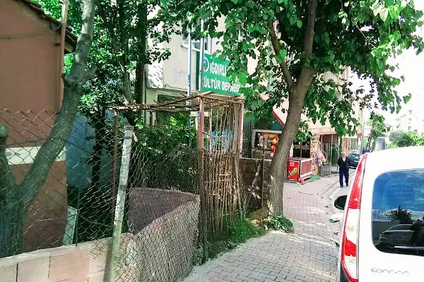 Emin BATMAZOGLU parki Yağmur Cafe - Resim 20