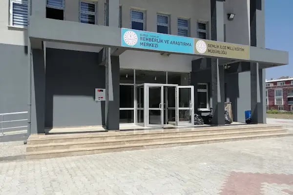 Gemlik İlçe Milli Eğitim Müdürlüğü ve e-Sınav Merkezi - Resim 13