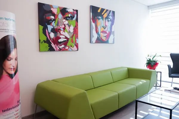 İz Clinic - Resim 7