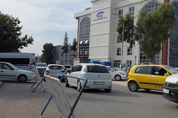 SGK BİNASI - Resim 3