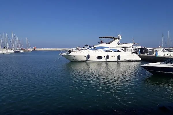 Mersin Marina Yaşam Merkezi - Resim 12