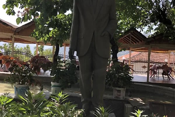 Cahit Vural Parkı - Resim 5