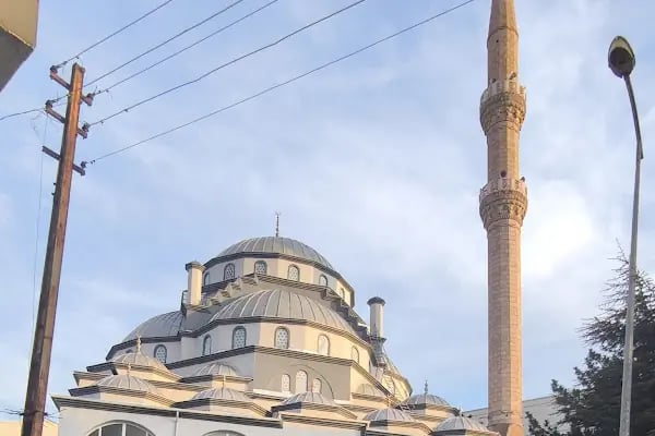Hüseyin Gazi Nurlu Uluyol Camii - Resim 10