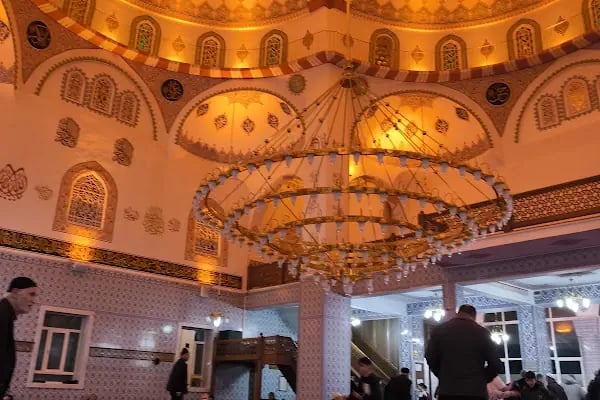 Hüseyin Gazi Nurlu Uluyol Camii - Resim 5
