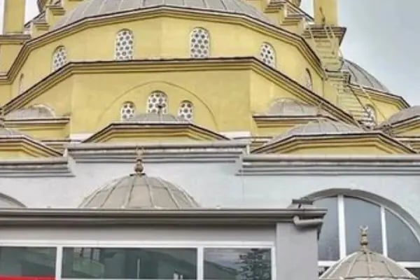 Hüseyin Gazi Nurlu Uluyol Camii - Resim 8