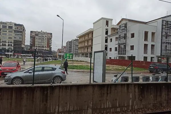Özlüce / 29 Ekim Metro İstasyonu - Resim 2