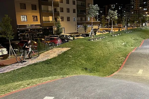 Selçuklu Bisiklet ve Kaykay Parkı 2 - Resim 17