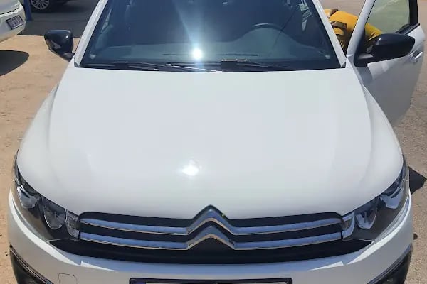 blue rent a car - Resim 6