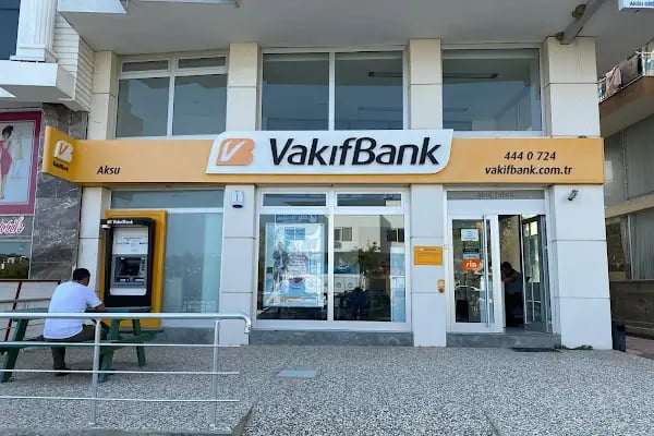 VakıfBank Aksu Şubesi - Resim 12