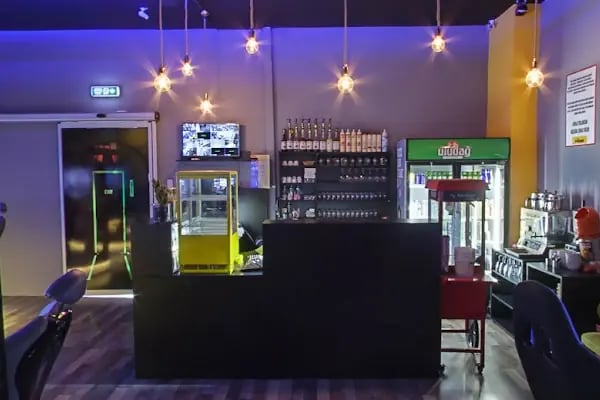 Oyunbaz Cafe Eğlence Merkezi - Resim 20