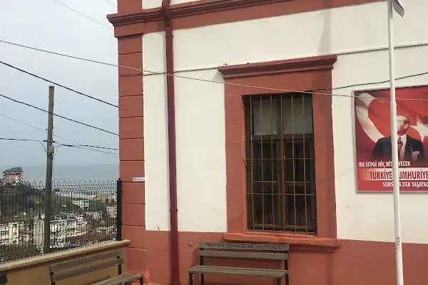 23 NİSAN İLKOKULU - Resim 3