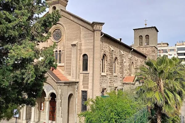 Santissimo Rosario Katolik Kilisesi - Resim 2