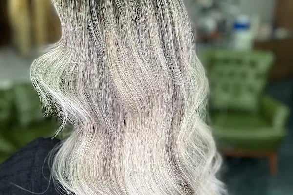 Cezbe Kuaför ve Güzellik Salonu saç kaynak merkezi - Resim 18