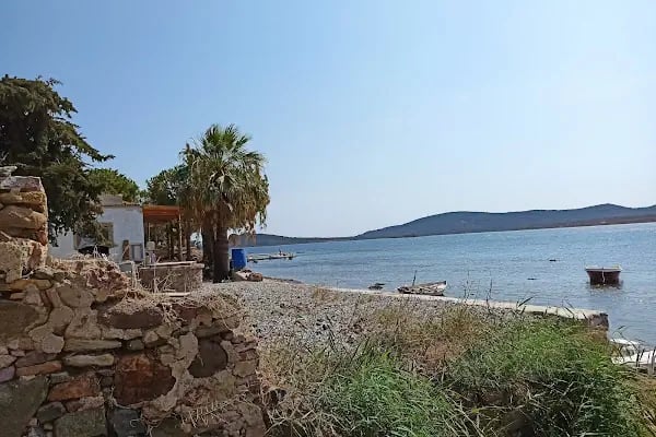 Paterica Bıyıklı Beach - Resim 11