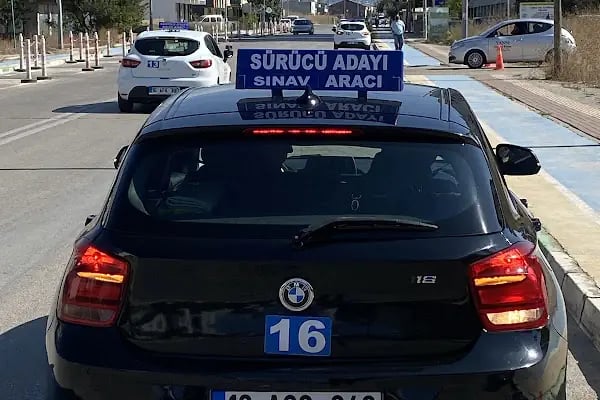 Gençosman Sürücü Kursu - Resim 13