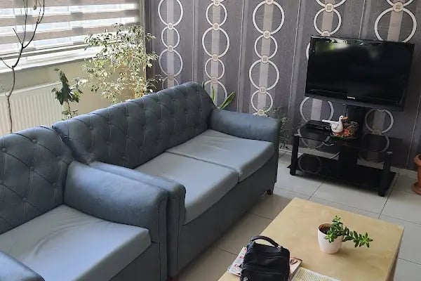 Diş Hekimi Göksel Özer - Resim 2
