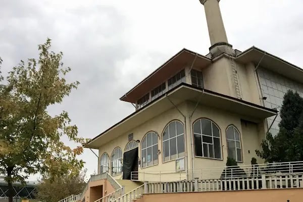 Toki İrşat Camii - Resim 2