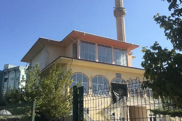 Toki İrşat Camii - Resim 1
