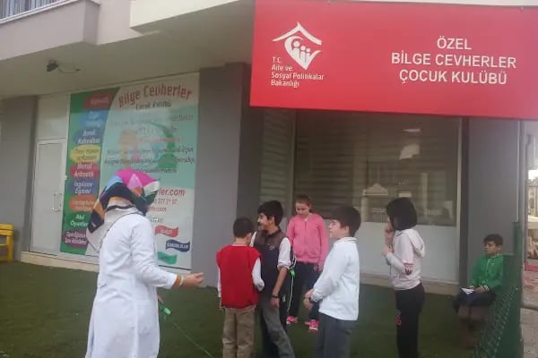 Balıkesir Özel Bilge Cevherler Çocuk Kulübü - Resim 9