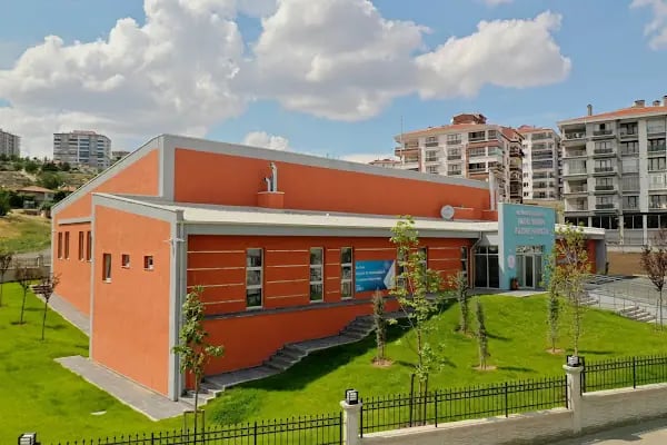Altındağ Belediyesi Yüzme Havuzu Ve Sosyal Tesisleri - Resim 19