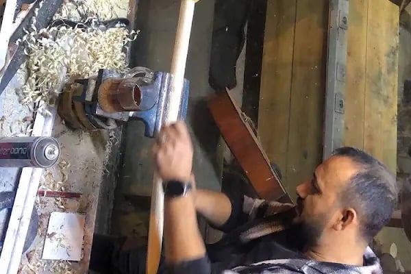 Antalya Evren Müzik Saz,Bağlama,Gitar,Keman ,Ud,Tamir ve müzik aletleri satışı - Resim 19