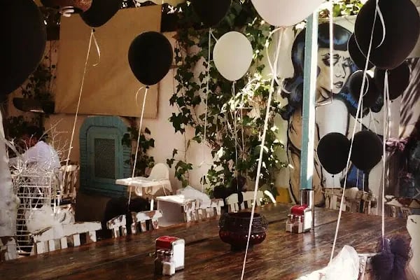 Rooms Cafe - Resim 20