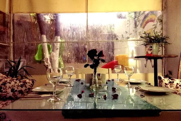 Rooms Cafe - Resim 11