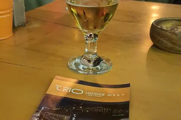 Trio Lounge - Resim 20