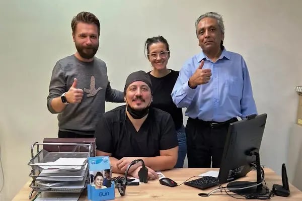 Adalya Ağız ve Diş Sağlığı Polikliniği (Dental Implants, Veneers, Crowns Clinic in Antalya, Turkey) - Resim 13