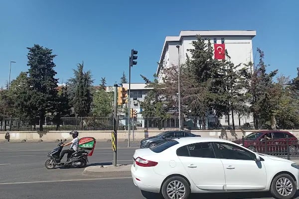 Marmara Üniversitesi Göztepe Yerleşkesi - Resim 12