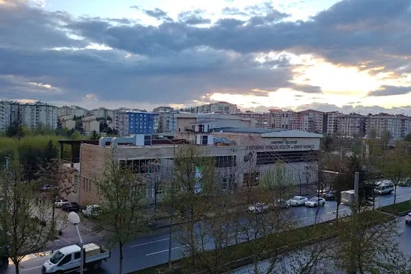 Kayapınar Belediyesi Cegerxiwn Gençlik Ve Kültür Merkez - Resim 2