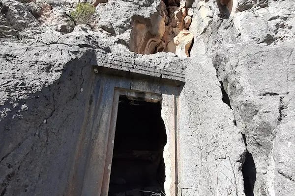 Rhodiapolis Antik Kenti - Resim 19