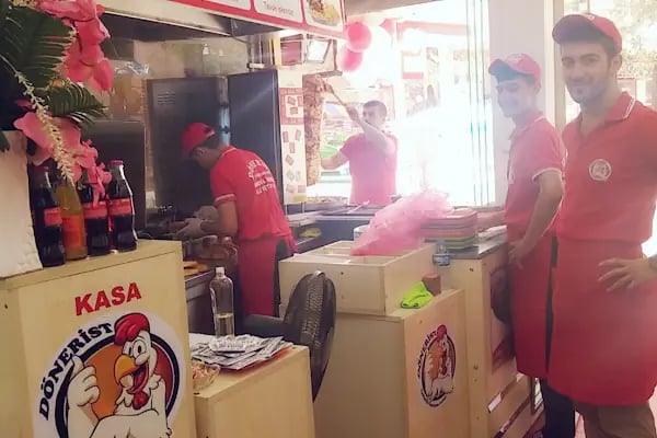 Joker Burger&amp;Sandwich + PilavJı &amp; TatlıJı + Ömer Usta Çiğköfte - Resim 11