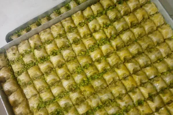 ANTEPLİOĞLU SICAK TATLI VE BAKLAVA - Resim 8