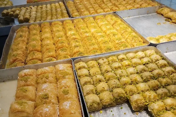 ANTEPLİOĞLU SICAK TATLI VE BAKLAVA - Resim 5