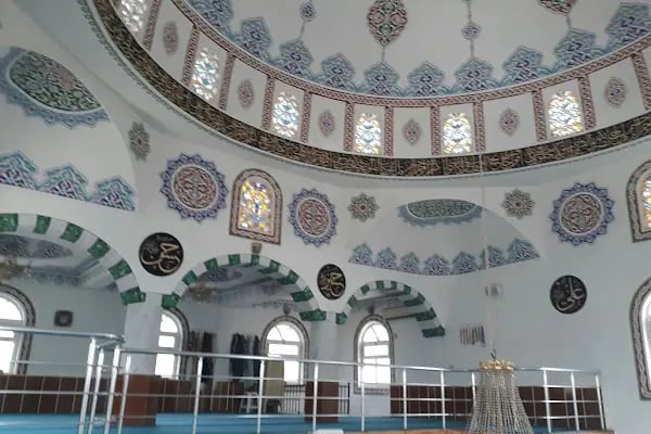 Merkez Valide Cami - Resim 15