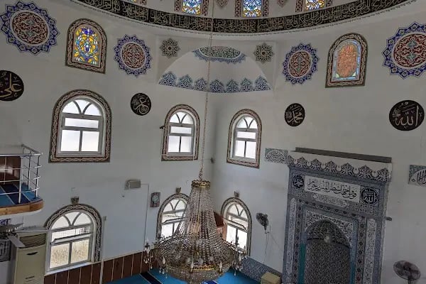 Merkez Valide Cami - Resim 2