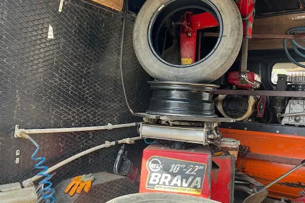 Özkarav Oto Lastik - Alanya 7/24 Yol Yardım - Oto Lastik Alanya - Resim 9