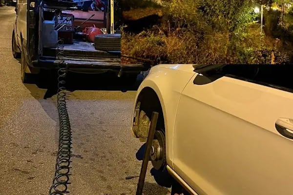 Özkarav Oto Lastik - Alanya 7/24 Yol Yardım - Oto Lastik Alanya - Resim 12
