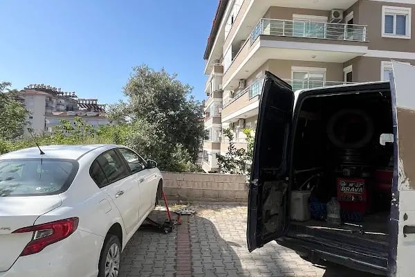 Özkarav Oto Lastik - Alanya 7/24 Yol Yardım - Oto Lastik Alanya - Resim 7