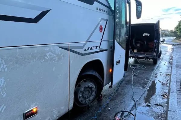 Özkarav Oto Lastik - Alanya 7/24 Yol Yardım - Oto Lastik Alanya - Resim 19